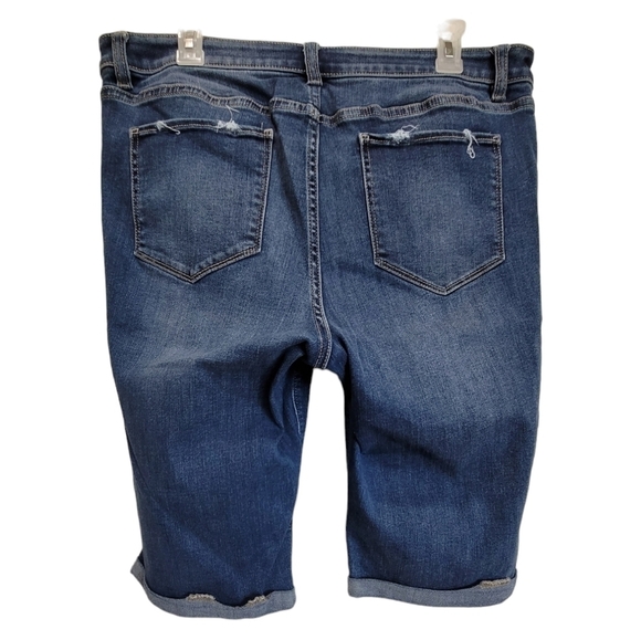 Soho Jeans New York & Co Denim Distressed Cuff Hem Bermuda Shorts Sz 14 - Picture 3 of 6